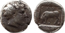 TROAS. Gargara. Drachm (Circa 400-350 BC) .
Obv: Bare head of Apollo right.
Rev: ΓAΡΓ.
Bull grazing left.
SNG Copenhagen 314.
Condition: Very fine.
We...