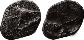 Mysien. Kyzikos.
Obol. ca. 600 - 550 v. Chr.
Vs: Thunfisch nach links schwimmend.
Rs: Viergeteiltes Quadratum incusum.

7,1 mm. 0,39 g.
Von Frit...