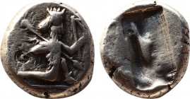 Greek
Achaemenid Empire. Sardeis. Time of Darius I to Xerxes I 505-480 BC.
Siglos AR
16,7 mm, 5,56 g
Persian king kneeling-running right, holding spea...
