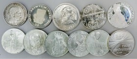 EUROPA. 
UNGARN. Sammlung ab Franz-Josef I. ab 1879 Ca. 45 Silbermünzen mit vielen Sonderprägungen u. ca.75 Kleinmünzen. bitte besichtigen !. . 

m...
