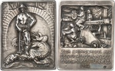 GESCHICHTE u. VERKEHRSWESEN. 
EISENBAHN. 
ÖSTERREICH. Plakette 1905 (v. Hartig) auf den Durchschlag des Karawanken-Tunnels. Arbeiter v.v. auf Drache...