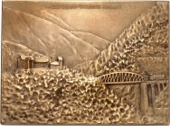 GESCHICHTE u. VERKEHRSWESEN. 
EISENBAHN. 
ÖSTERREICH. Plakette 1912 (b. Christlbauer) a. d. 38. Eisenbahn-Ball, am 29. Jänner. Zug der Arlbergbahn p...