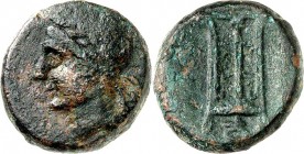 SIZILIEN. 
TAUROMENION (Taormina). 
-400--216. AE- 15mm (nach 336 v.Chr.) 4,46g. Belorb. Apollokopf n. l. / Dreifuß. Calciati 15. . 

grünbraune P...