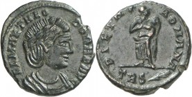 RÖMISCHES KAISERREICH. 
Theodora, Stiefgroßmutter der Konstantinsöhne postum 337/341. AE-Minutus 15/14mm (337/340) 1,54g, Trier, 2. Off. Pallabüste m...