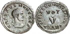 RÖMISCHES KAISERREICH. 
Crispus Caesar 317-326. AE-Follis 20mm (320) 2,41g, Thessalonica, 4. Off. Paludamentbüste n.r. CRISPVS NOB CAES / CAESARVM NO...