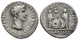 Augustus AR Denarius. Lugdunum, 7-6 BC.

Condition: Very Fine

Weight: 3,8 gram
Diameter: 19,4