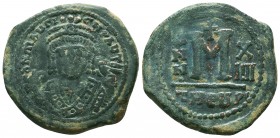 Maurice Tiberius. 582-602. AE follis 

Condition: Very Fine

Weight: 11,4 gram
Diameter: 29,6