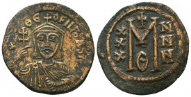 Byzantine AE follis, ca. 1028-1034. 
Condition: Very Fine

Weight: 7,4 gram
Diameter: 28,7
