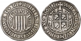 1611. Felipe III. Zaragoza. 8 reales. (AC. 996) (Cru.C.G. 4404). Leves rayitas. Extraordinaria. Rarísima. Sólo hemos tenido cinco ejemplares. 26,42 g....