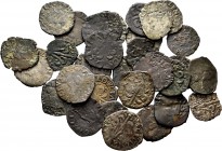 Medieval Coins. Lot of 32 medieval coins, almost all of them Valencian. TO EXAMINE. F/Almost VF. Est...100,00. 


SPANISH DESCRIPTION: Época Mediev...