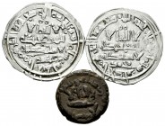 Islamic Coins. Lot of 3 Islamic coins, 2 dirhens and 1 felsu. TO EXAMINE. Choice VF. Est...50,00. 


SPANISH DESCRIPTION: Monedas Islámicas. Lote d...