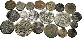 Spanish Coins. Lot of 20 Spanish coins, 16 coppers, 3 fleeces, 1 silver. TO EXAMINE. Almost F. Est...70,00. 


SPANISH DESCRIPTION: Moneda Española...