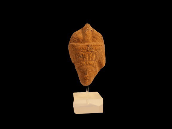 Head of Isis-Aphrodite. Broken in the neck, height 7 cm
