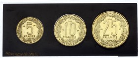 Cameroun 5 - 10 - 25 Francs 1958 Essai
KM# E7, E8, E9. Mintage 2030. UNC. In original box.