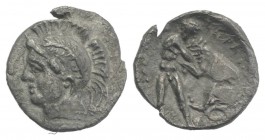 Southern Apulia, Tarentum, c. 325-280 BC. AR Diobol (11mm, 0.88g, 1h). Head of Athena l., wearing crested helmet decorated with wreath. R/ Herakles st...