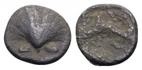 Southern Apulia, Tarentum, c. 325-280 BC. AR Hemilitron (8mm, 0.69g, 3h). Shell. R/ Dolphin swimming l. HNItaly 980. Fine