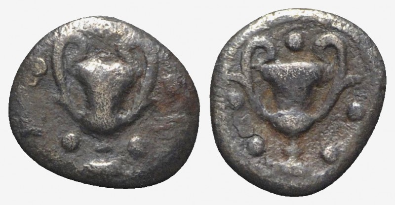 Southern Apulia, Tarentum, c. 280-228 BC. AR Obol (8mm, 0.66g, 1h). Kantharos; f...