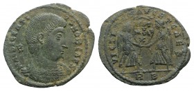 Decentius (Caesar, 350/1-353). Æ Centenionalis (25.5mm, 4.05g, 6h). Rome, 351/2. Bare-headed, draped and cuirassed bust r.; large B behind. R/ Victori...