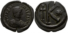 Justin I AD 518-527. Thessalonica. Half follis Æ