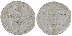 Byzantine. Constantinople. John I. 969-976. AR Miliaresion (20mm, 2.17g). +IhSΥS XRISΤΥS nICA*, cross crosslet on globe above two steps; at center, ci...