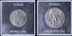 CYPRUS: Set of 500 Mils (1976) + 1 Pound (1976) in copper-nickel commemorating the Refugees. Inside their official cases of issue. (KM 45+46) & (Fitik...