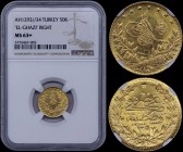 TURKEY: 50 Kurush {AH1293//34 (1908)} in gold (0,917) with toughra. Text, value and date within wreath on reverse. Inside slab by NGC "MS 63+". Top gr...