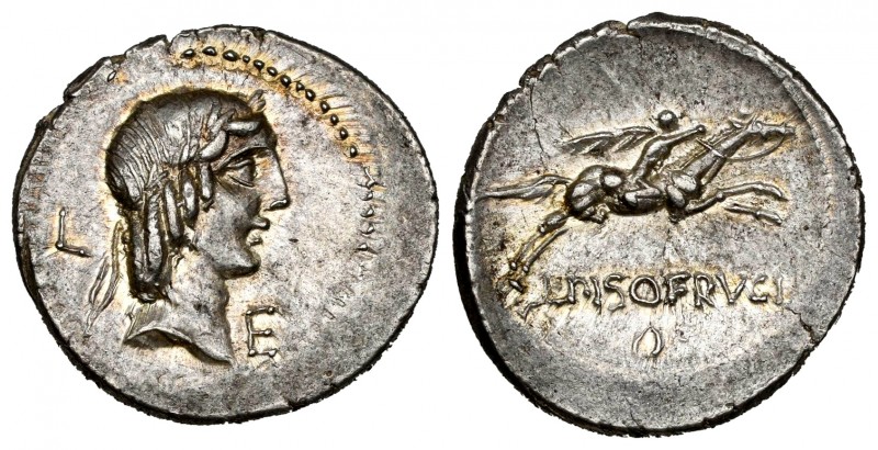 Calpurnius. L. Piso Frugi. Denarius. 90 a.C. Rome. (Craw-340/1). (Babelon-11). A...