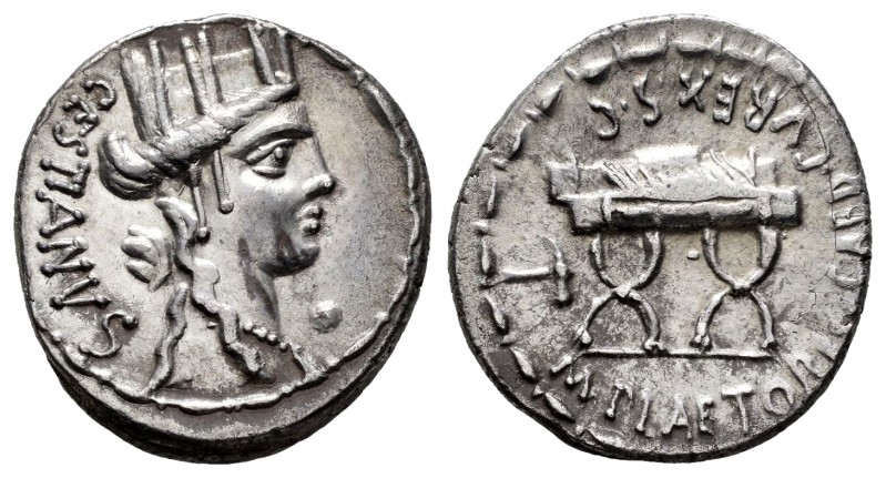 Plaetorius. M. Plaetorius M.f. Cestianus. Denarius. 67 BC. Rome. (Ffc-978). (Cra...