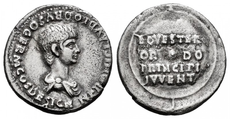 Nero. Denarius. 51 AD. Rome. (Ric-79). (Bmcre-93). (Rsc-97). Anv.: NERONI CLAVDI...