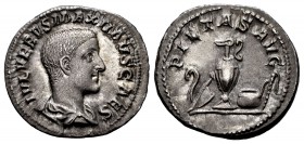 Maximus. Denarius. 236-237 AD. Rome. (Ric-1). (Bmcre-118). (Rsc-1). Anv.: IVL VERVS MAXIMVS CAES, draped bust right. Rev.: PIETAS AVG, Priestly emblem...