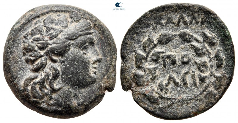Moesia. Kallatis circa 300-200 BC. 
Bronze Æ

23 mm, 7,39 g

Wreathed head ...