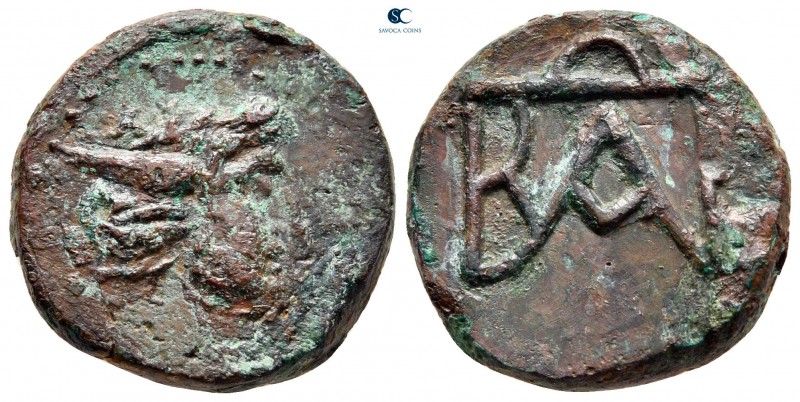 Kings of Bosporos. Pantikapaion. Polemo I 14-9 BC. 
Bronze Æ

22 mm, 8,69 g
...