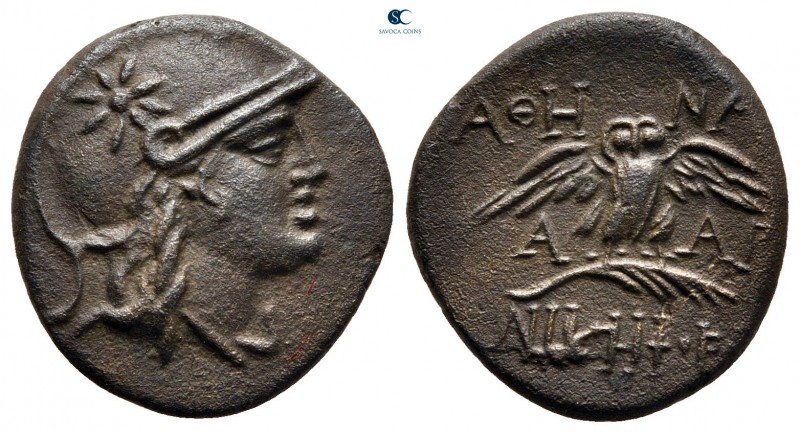 Mysia. Pergamon circa 180-150 BC. 
Bronze Æ

18 mm, 3,17 g

Helmeted head o...