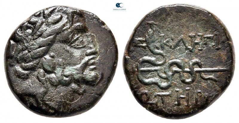 Mysia. Pergamon circa 150-120 BC. 
Bronze Æ

16 mm, 3,25 g

Laureate head o...