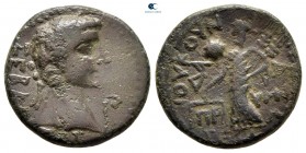 Phrygia. Prymnessos. Augustus 27 BC-AD 14. ΙΟΥΚΟΥΝΔΑ ΙΕΡΗΑ (Ioukounda, priestess). Bronze Æ