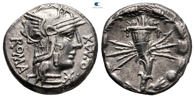 Q. Fabius Maximus. Restored issue 82-80 BC. Rome
Denarius AR

17 mm, 3,79 g
...