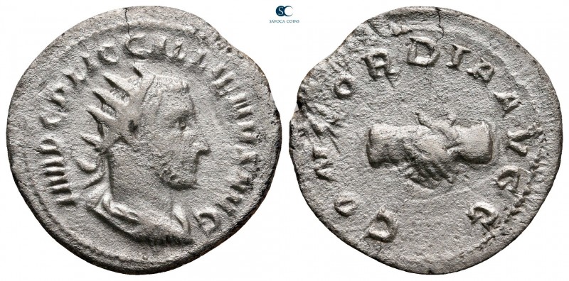 Gallienus AD 253-268. Rome
Antoninianus AR

23 mm, 1,97 g

IMP C P LIC GALL...