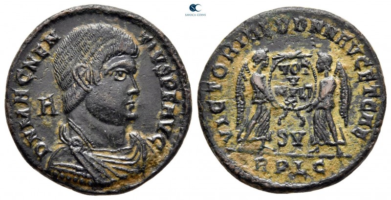 Magnentius AD 350-353. Struck AD 350. Lugdunum (Lyon)
Follis Æ

23 mm, 4,62 g...