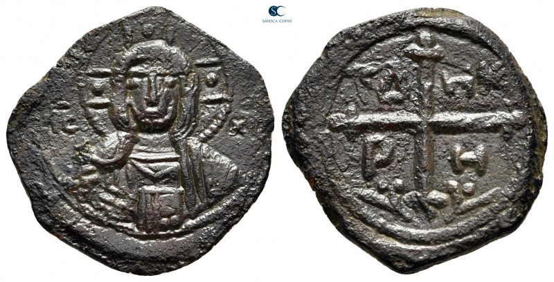 Tancred AD 1101-1103. Antioch
Follis Æ

22 mm, 3,39 g

IC XC, nimbate bust ...
