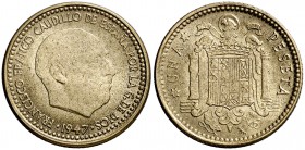 1947*1949. Estado Español. 1 peseta. (Cal. 77). 3,41 g. Rara así. S/C-.