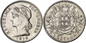 1916. Portugal. 1 escudo. (Kr. 564). 24,77 g. AG. Golpecito en canto. Escasa. EBC-.