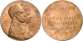1906. Madrid. Boda de Alfonso XIII y Victoria Eugenia de Battenberg. (V. 870). 79,25 g. 60 mm. Bronce. Grabador: B. Maura. EBC.