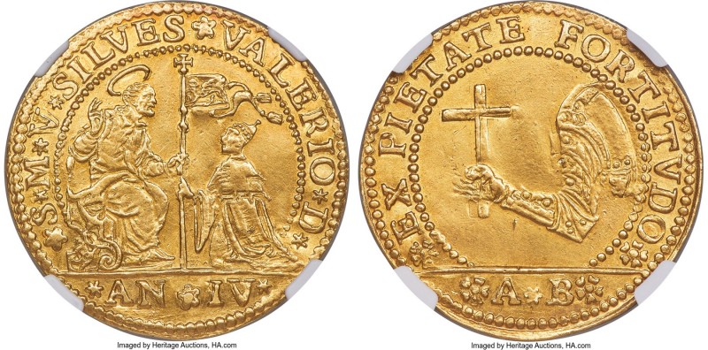 Venice. Silvestro Valier gold Osella of 4 Zecchini Anno IV (1697)-AB AU55 NGC, K...