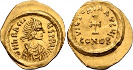 Heraclius AV Tremissis. Constantinople, circa AD 610-613. ∂ N ҺRACLIЧS P P AV, pearl-diademed and cuirassed bust to right, wearing paludamentum / VICT...