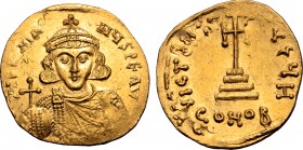 Justinian II AV Solidus. First reign. Constantinople, AD 686-687. IЧSƮINIANЧS PЄ AV, facing bust, wearing crown and chlamys, holding globus cruciger /...