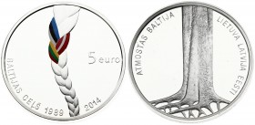 Latvia 5 Euro 2014 Indpendence 25th Anniversary. Averse: Tree and roots. Reverse: Hair style pony-tail with flag color ribbon ties. Silver. KM 161. Wi...