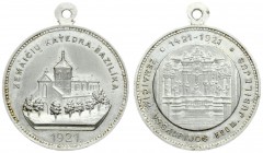 Lithuania Medal 1921 500 year anniversary of the diocese Catedral of Samogitia 1421-1921. Aluminum. Weight approx: 5.54g. Diameter: 44x37 mm