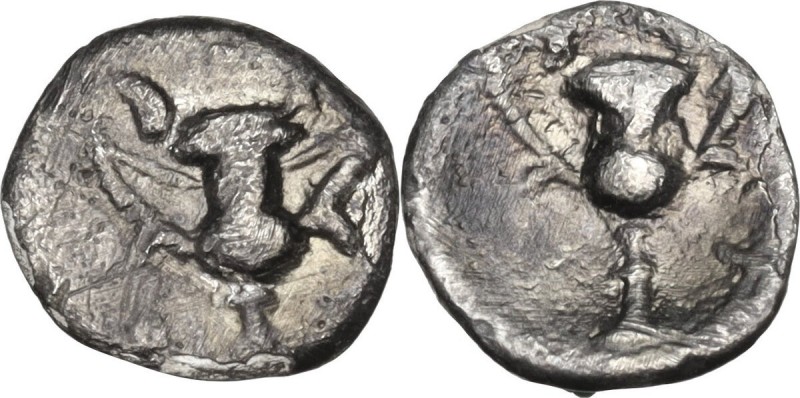 Greek Italy. Southern Apulia, Tarentum. AR Obol, circa 280-228 BC. Obv. Kantharo...