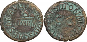 Claudius (41-54). AE Quadrans, c. 41-42 AD. Obv. Hand left, holding scales. Rev. Legend around large SC. RIC I (2nd ed.) 85. AE. 4.01 g. 17.00 mm. War...