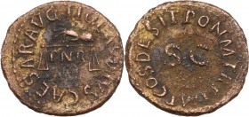 Claudius (41-54). AE Quadrans, 41 AD. Obv. Hand left, holding scales. Rev. Legend around large SC. RIC I (2nd ed.) 85. AE. 2.36 g. 17.50 mm. VF/About ...